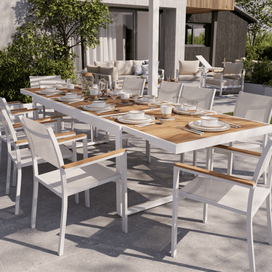 שולחנות אוכל לגינה