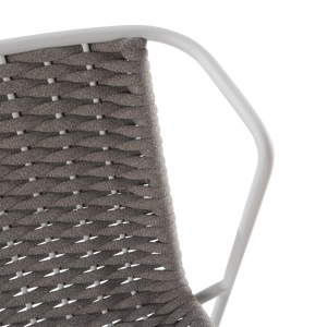 כיסא אוכל עם ידיות צבע לבןLivia