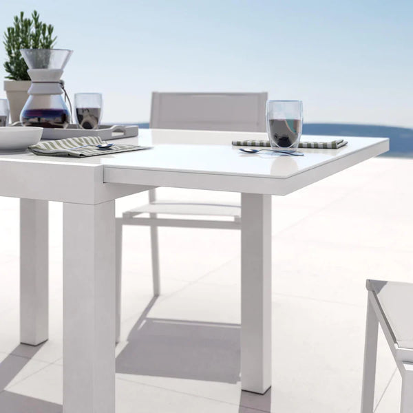 שולחן 90 נפתח ל-1.60 צבע לבן LYRA