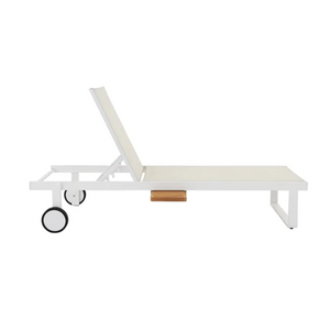 מיטת שיזוף אלומיניום לבן ועץ טיק PERSEA